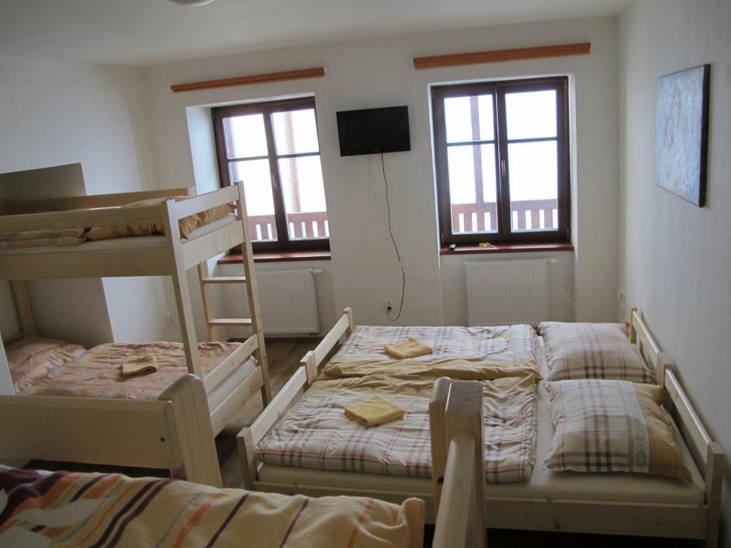 Hostel Singer Pub Ceske Budejovice Cameră foto