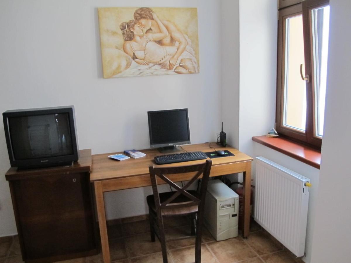 Hostel Singer Pub Ceske Budejovice Cameră foto